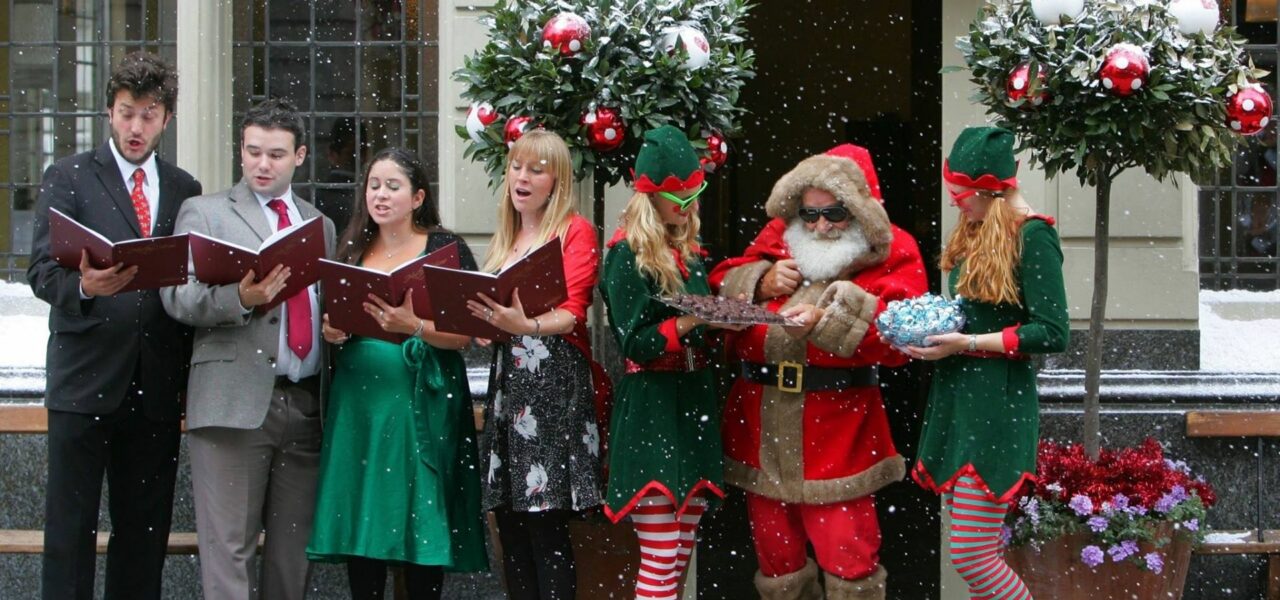 christmas-singers-carol