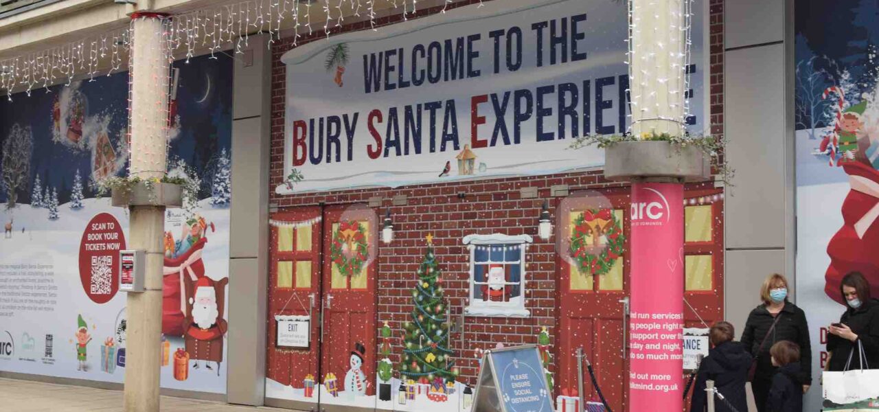 Christmas-Shopping-Centre-Activation-Bury