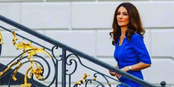 Royal-Family-Kate-Middleton-Lookalike