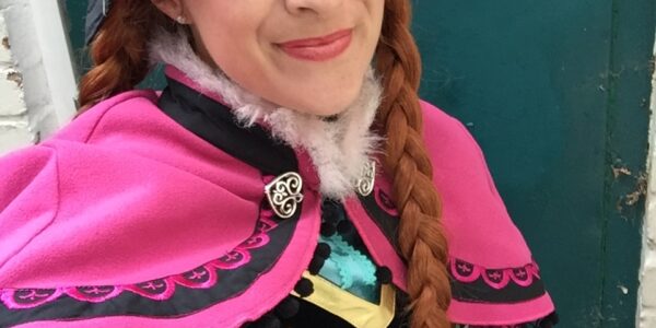 Anna-Frozen-Themed-Entertainer