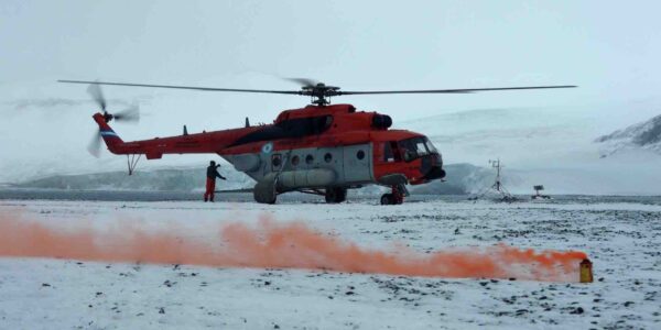 Helicopter-Rescue-Polar-Escape-Room-Challenge