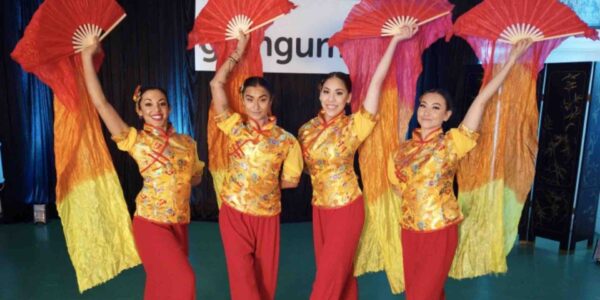Silk-Fans-Used-By-Chinese-Fan-Dancers-Act