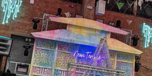 Tokyo-Themed-Event-Stage-Set-Up