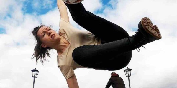 Book-Football-Freestyler-For-Football-Entertainment