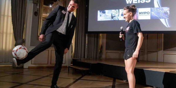 Female-Football-Freestyler-at-Event