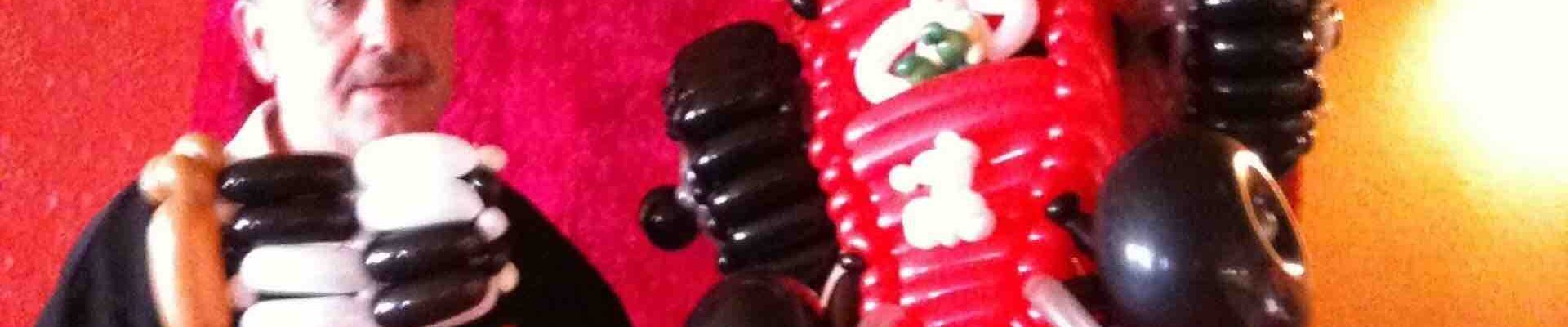 Balloon-Modeller-Racing-Car-Made-From-Balloons Balloon-Modeller-Racing-Car-Made-From-Balloons