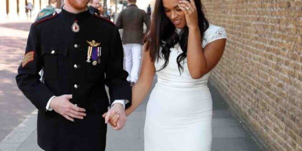 Book-Prince-Harry-And-Meghan-Markle-Lookalikes