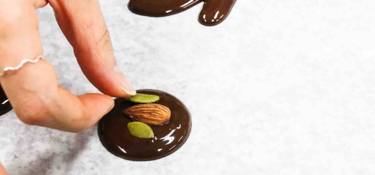 Chocolate-Decorating-With-Nuts