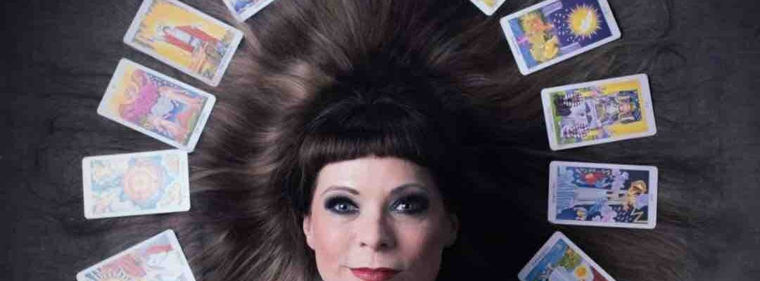 Female-Fortune-Teller-Tarot-Card-Magician Female-Fortune-Teller-Tarot-Card-Magician