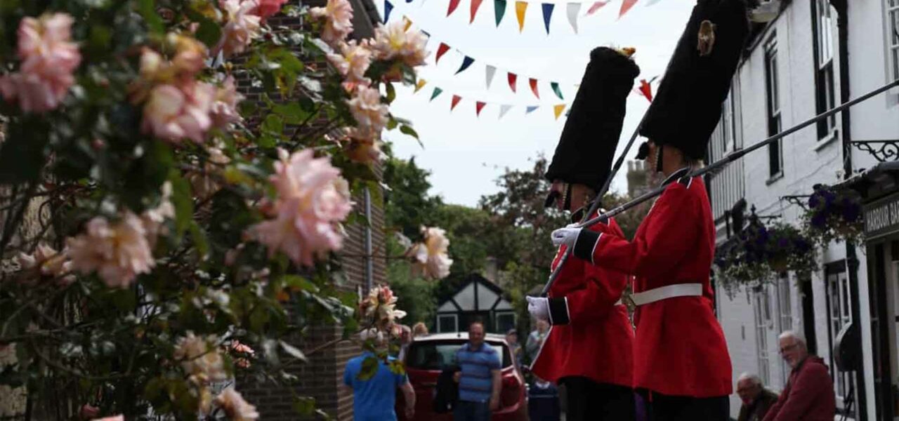 Hire-British-Themed-Entertainment