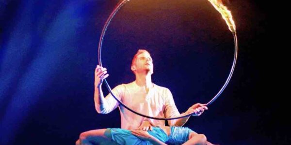 Illusionist-Fire-Hoop-Trick
