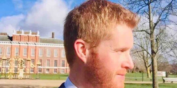 Side-Profile-Of-Prince-Harry-Lookalike