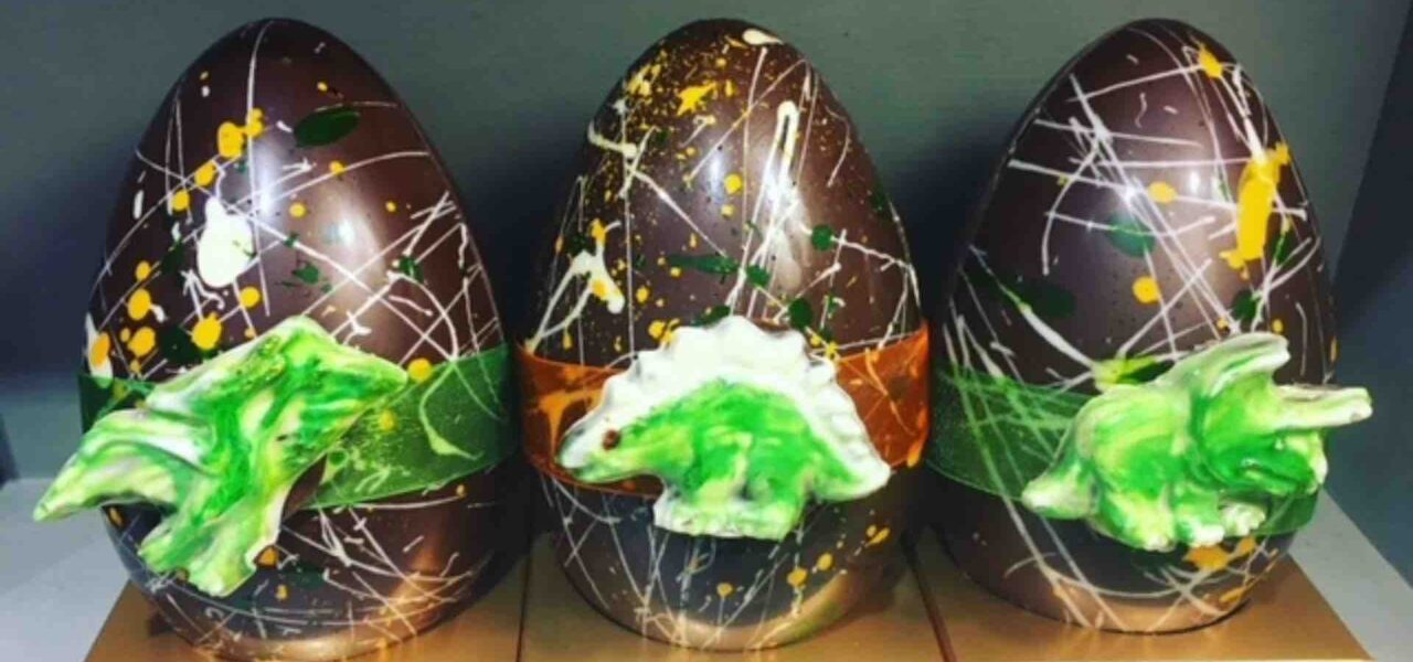 Chocolate-Dinosaurs-On-Eggs