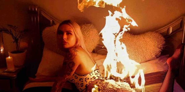 Fire-Performers-Body-Burning-Show