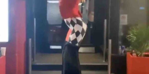 Circus-Themed-Stilt-Dancer