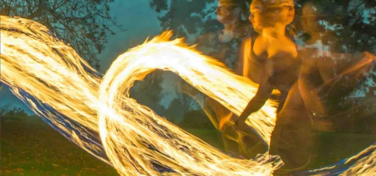 Fire-Rope-Dart-Show-Spinning