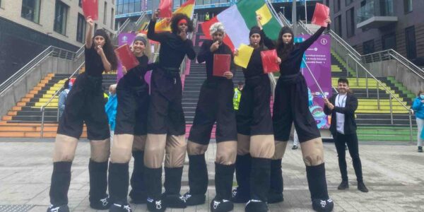 Football-Themed-Stilt-Walkers
