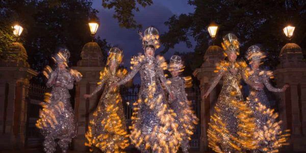 Glitter-Ball-Stilt-Walkers