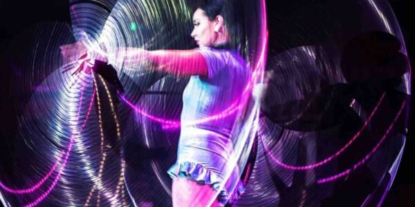 Light-Hoop-Show-Performer