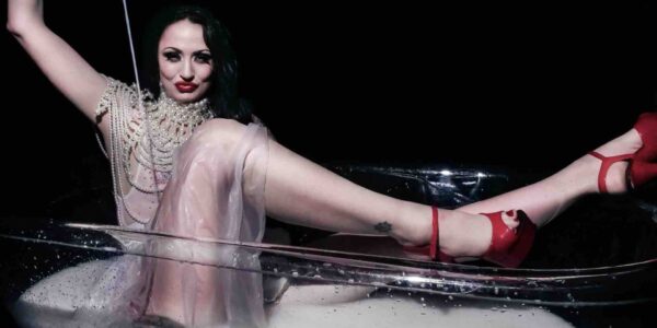Milk-Bath-Burlesque-Dance-Act