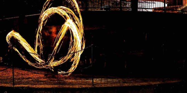 Rope-Dart-Fire-Dancer-Entertainment