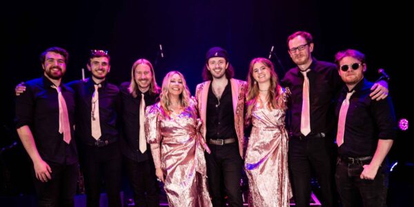 Soul-Tribute-Band-On-Stage