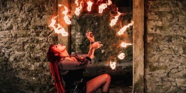 Spinning-Fire-Fan-Performance