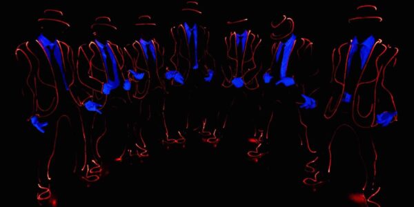 Light-Up-LED-Dancers-For-Hire