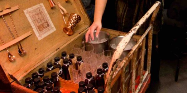 Fun-Mobile-Bar-Hire
