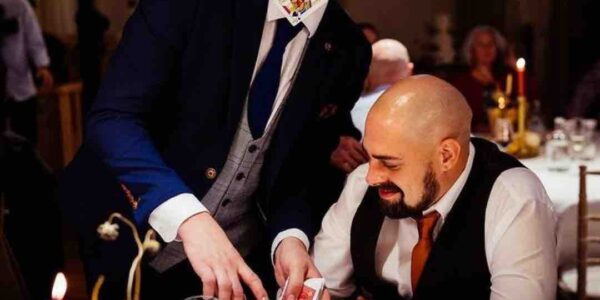 Hire-Magician-For-Corporate-Events