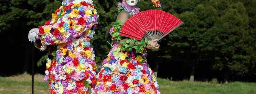 Lord-And-Lady-Masquerade-Floral-Entertainers