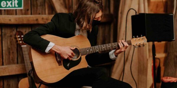 Solo-Musician-Playing-Guitar