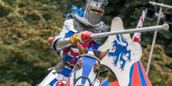 Traditional-Medieval-Jousting-Show-Hire