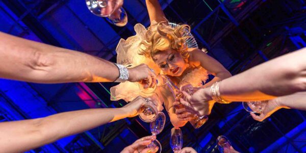 Aerial-Acrobat-Pours-Champagne