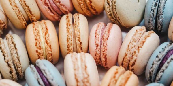 Colourful-Macarons-From-Workshop