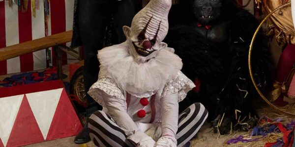 Halloween-Clown-In-Circus-Setting