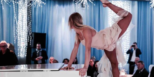 Hire-Dancer-To-Perform-On-Piano