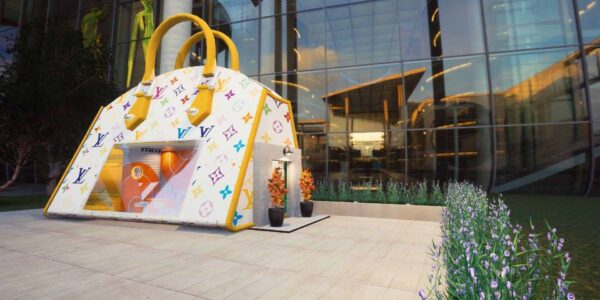 Louis-Vuitton-Handbang-Brand-Activation-Design