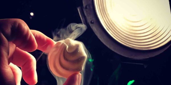 Meringue-Under-Spotlight