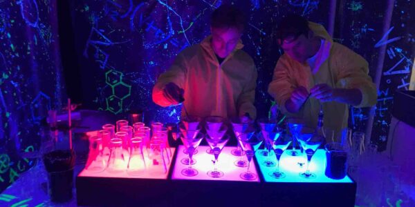 Molecular-Cocktails-UV-Bar-Hire