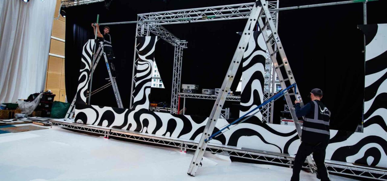 Sidemen-Set-Design-For-Brand-Event