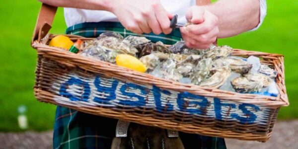Walkabout-Oyster-Basket-Catering