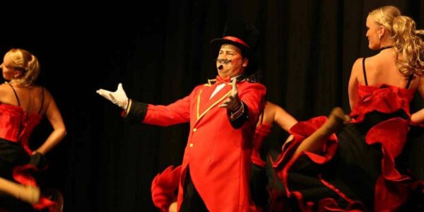 Can-Can-Dance-Performance