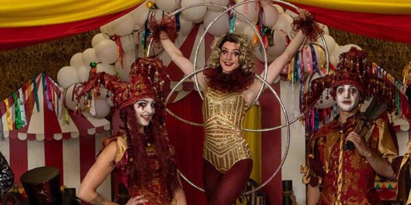 Circus-Clowns-With-Hula-Hooper
