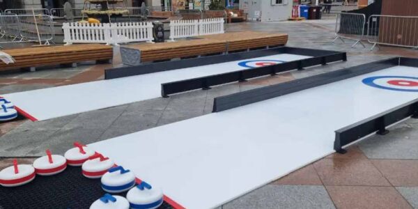 Festive-Curling-Games