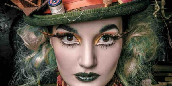 Mad-Hatter-Alice-In-Wonderland-Character-Entertainer