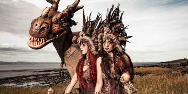Prehistoric-Characters-With-Roaming-Dragon