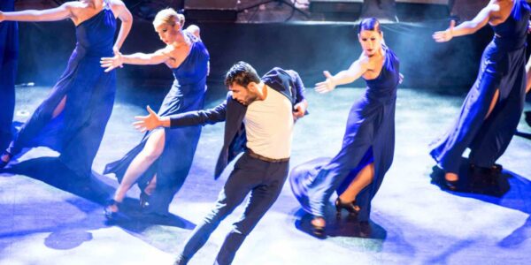 Spanish-Latin-Dance-Entertainment