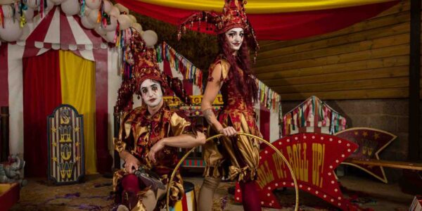 Twisted-Circus-Halloween-Performers