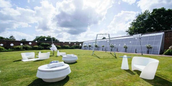 Corporate-White-Party-Themed-Event